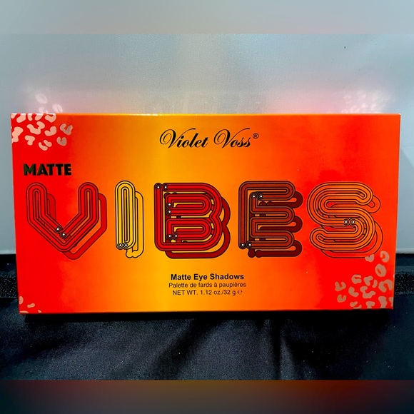 Violet Voss Matte Vibes Eyeshadow Palette - Picture 1 of 3